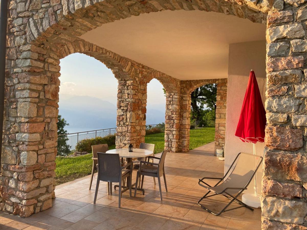 La Casa Di Pericle Aparthotel Brenzone sul Garda Luaran gambar